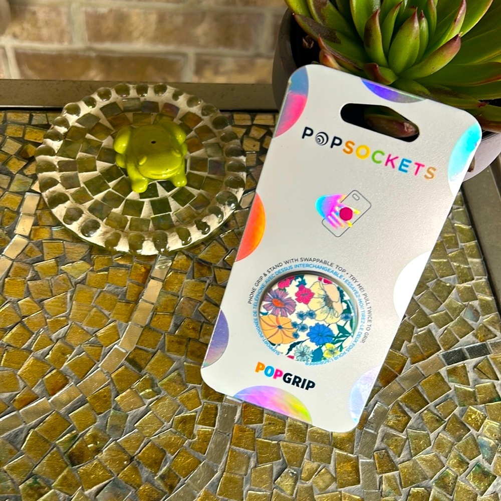🌺 PopSocket 🌸 - Picture 2 of 5